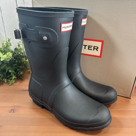 Hunter Women's Original Black Short Rain Boots Size 9 - Picture 1 of 8